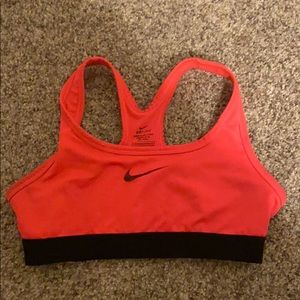 nike sports bra